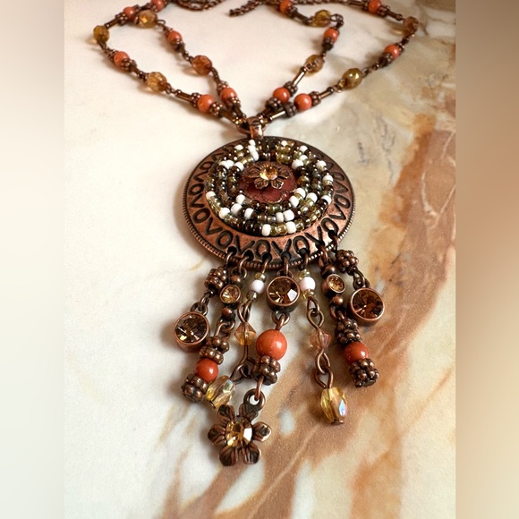 Vintage Avon Boho Medallion Necklace & Chandelier Earrings Set NIB 118 - Picture 8 of 14
